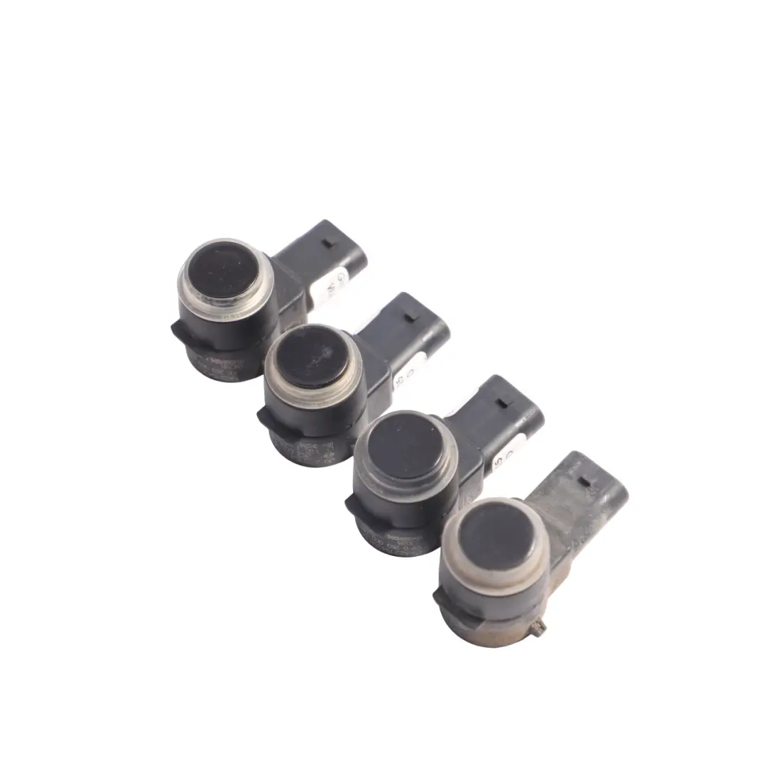 Capteurs Stationnement Avant PDC SET 4 Noir Obsidien 197 pour Mercedes W203 W204 W211 à propos du numéro de pièce A2215420417 Mercedes W203 W204 W211 Capteurs Stationnement Avant PDC SET 4 Noir Obsidien 197 - SKU A2215420417-OB2 - Numéro de pièce A2215420417