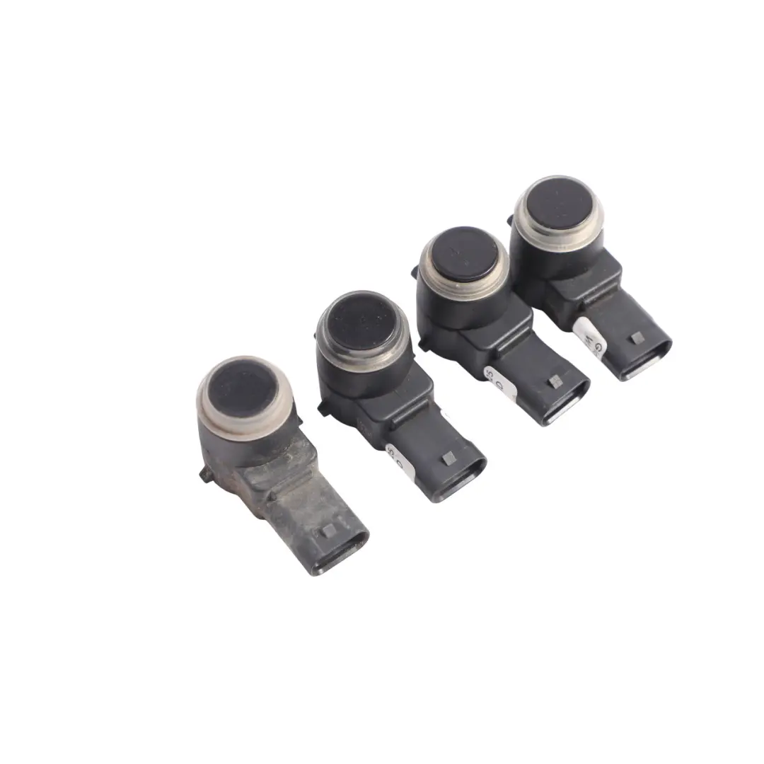 PDC Sensor Aparcamiento Delantero SET X4 Negro - 197 para Mercedes W203 W204 W211 con número de pieza A2215420417 Mercedes W203 W204 W211 PDC Sensor Aparcamiento Delantero SET X4 Negro - 197 - SKU A2215420417-OB2 - Número de pieza A2215420417