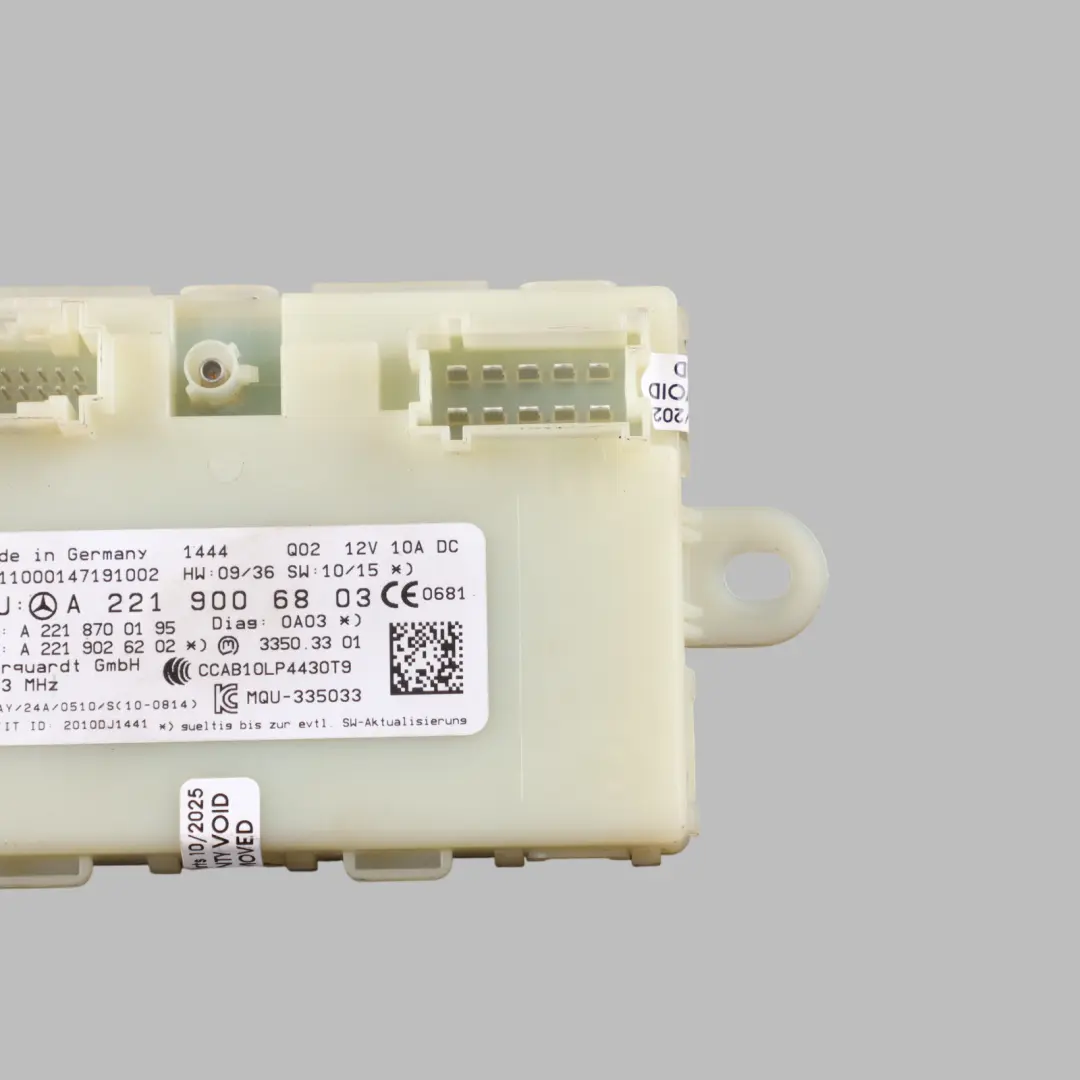 Keyless Go Entry Module Control Unit ECU to Mercedes CL C216 with Part number A2219006803 Mercedes CL C216 Keyless Go Entry Module Control Unit ECU - SKU A2219006803 - Part number A2219006803