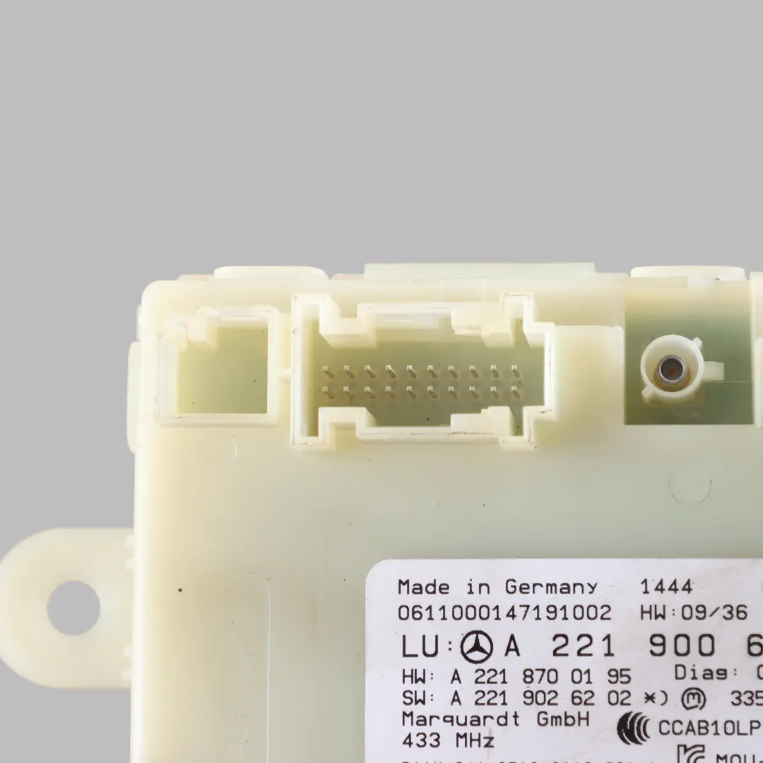 Keyless Go Entry Module Control Unit ECU to Mercedes CL C216 with Part number A2219006803 Mercedes CL C216 Keyless Go Entry Module Control Unit ECU - SKU A2219006803 - Part number A2219006803