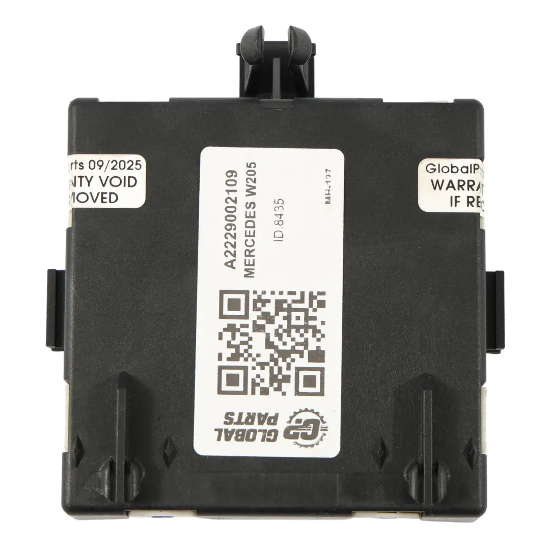 Door Module Control Unit Rear Right O/S to Mercedes W205 W222 with Part number A2229002109 Mercedes W205 W222 Door Module Control Unit Rear Right O/S - SKU A2229002109 - Part number A2229002109