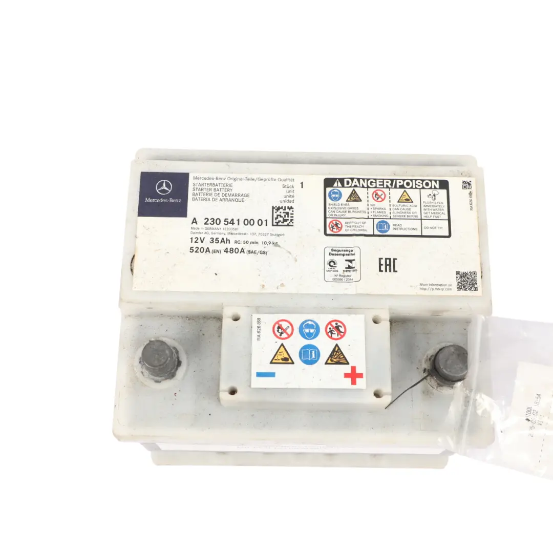 AGM Accumulator Battery 35Ah 480A 12V to Mercedes W204 W212 with Part number A2305410001 Mercedes W204 W212 AGM Accumulator Battery 35Ah 480A 12V - SKU A2305410001 - Part number A2305410001