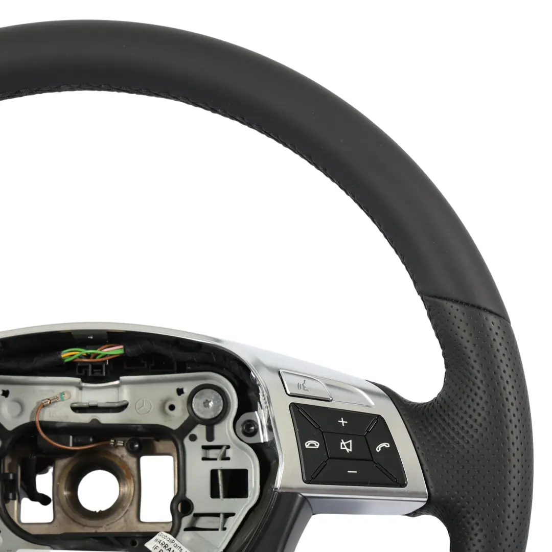 Mercedes W204 NUEVO Volante de Cuero Negro Multifunción - SKU A2464605203-2 - Número de pieza A2464605203