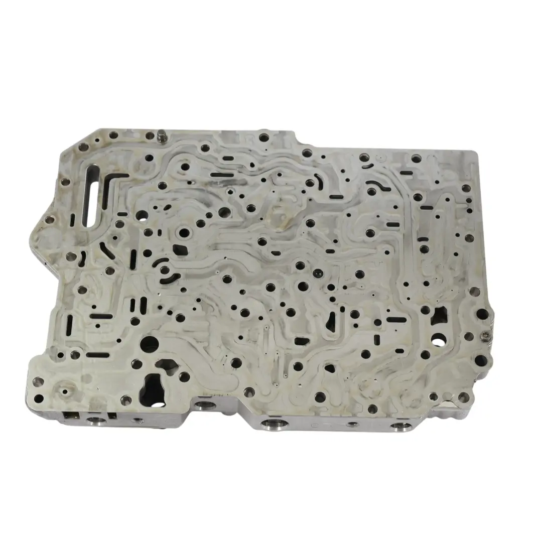 Mechatronik Steuergerät Automatikgetriebe 724.1 für Mercedes W177 W247 mit Teilenummer A2473701802 Mercedes W177 W247 Mechatronik Steuergerät Automatikgetriebe 724.1 - SKU A2473701802 - Teilenummer A2473701802