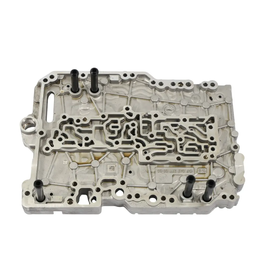 Mechatronik Steuergerät Automatikgetriebe 724.1 für Mercedes W177 W247 mit Teilenummer A2473701802 Mercedes W177 W247 Mechatronik Steuergerät Automatikgetriebe 724.1 - SKU A2473701802 - Teilenummer A2473701802
