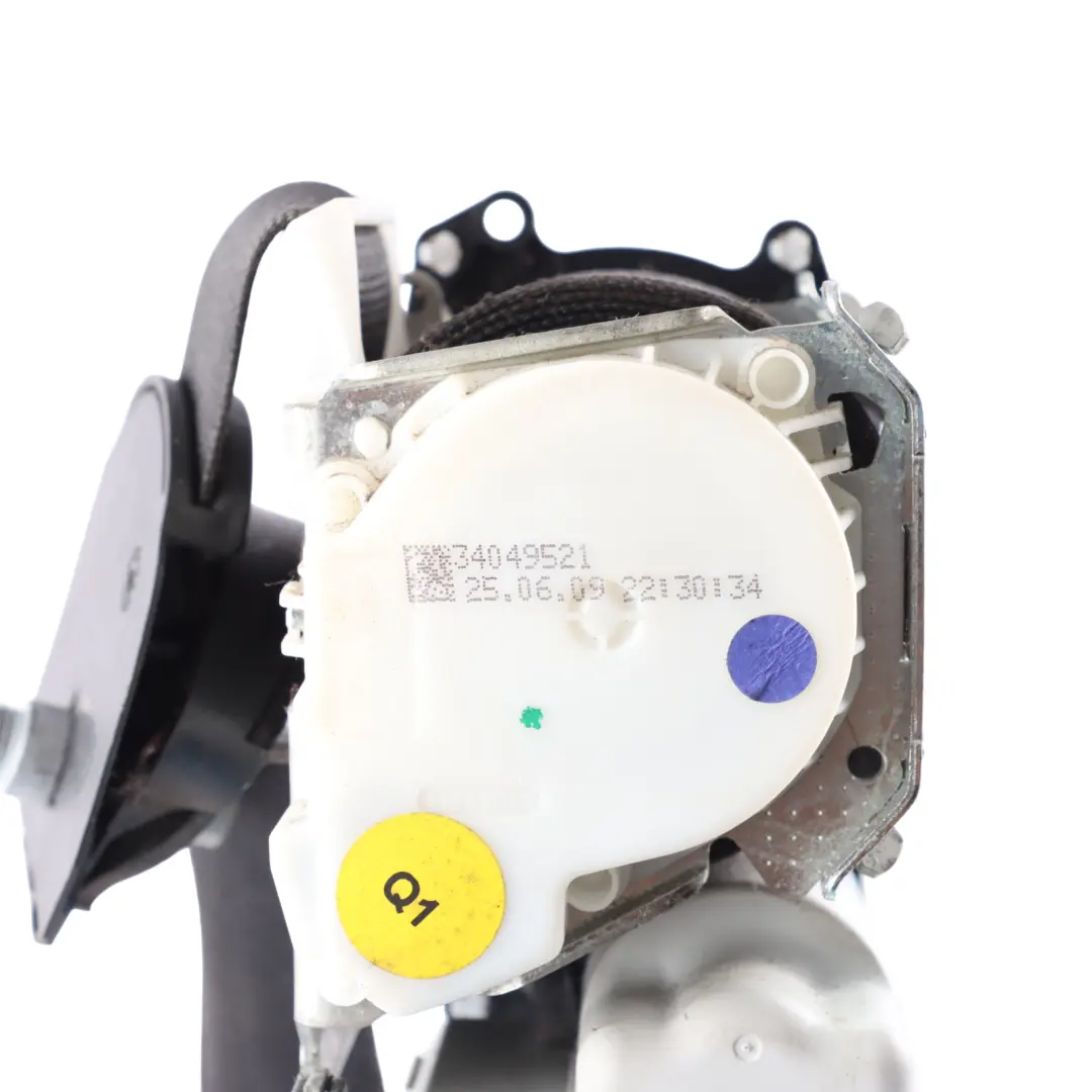 Mercedes W164 Sicherheitsgurtaufroller Vorne Rechts Seite Schwarz A2518602685 - SKU A2518603686 - Teilenummer A2518603686