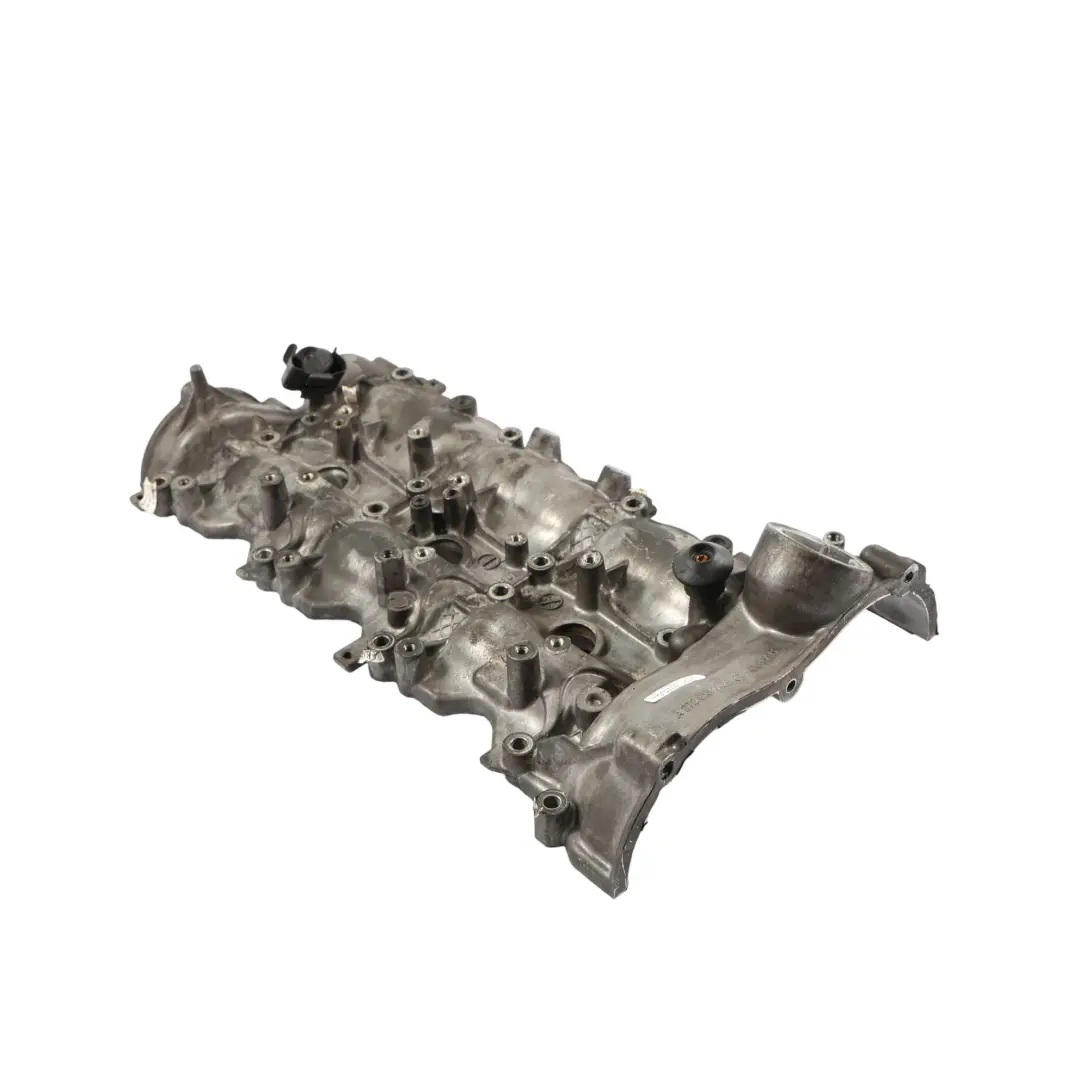 Couvercle Supérieur De Culasse Droit M272 V6 pour Mercedes W204 W212 à propos du numéro de pièce A2720106620 Mercedes W204 W212 Couvercle Supérieur De Culasse Droit M272 V6 - SKU A2720106620-1 - Numéro de pièce A2720106620