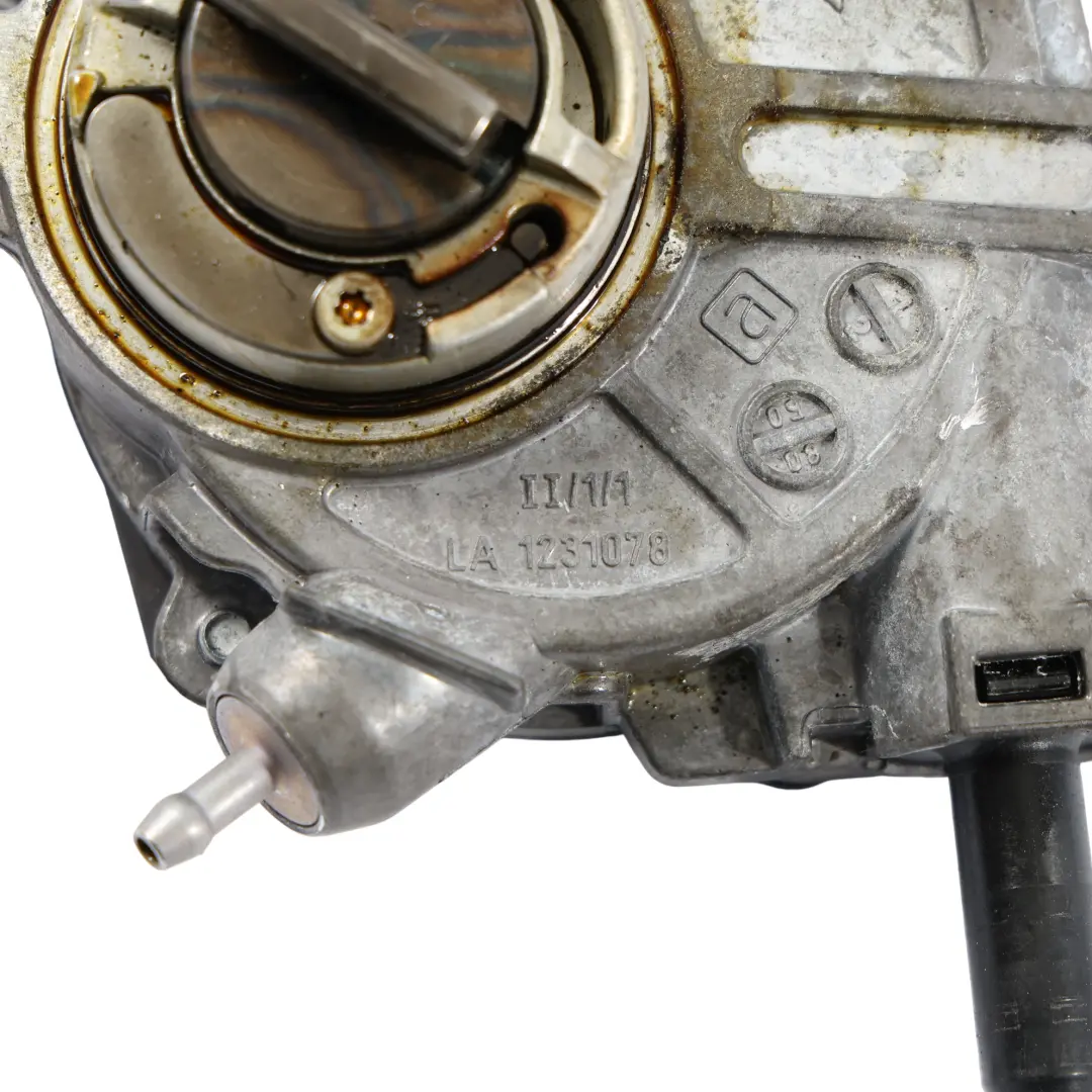 Mercedes W204 W212 W221 Vacuum Pump M272 Petrol Engine - SKU A2722300565 - Part number A2722300565