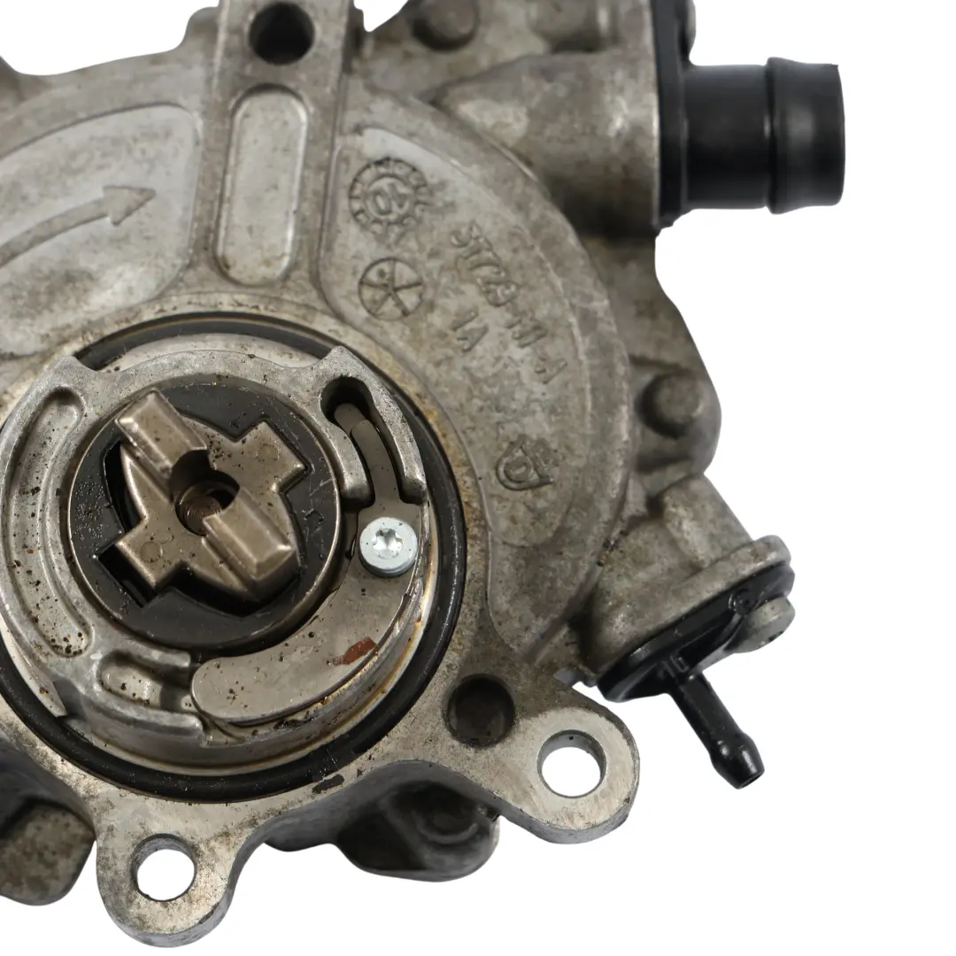 Mercedes W166 C207 W212 S212 Vacuum Pump 4.7 Petrol Engine - SKU A2762300065 - Part number A2762300065