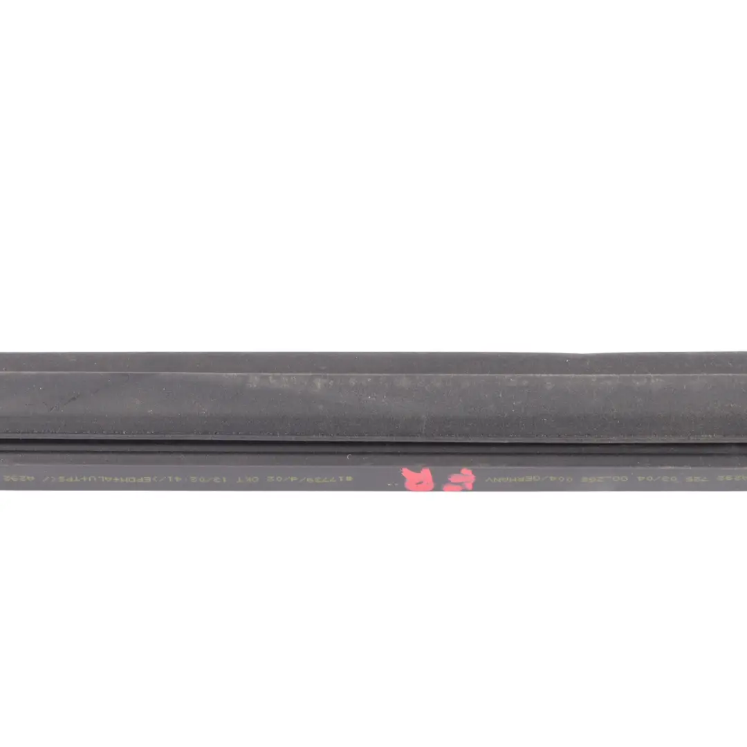 Mercedes ML W166 C292 Türfenster Innendichtung Vorne Rechts - SKU A2927250400 - Teilenummer A2927250400