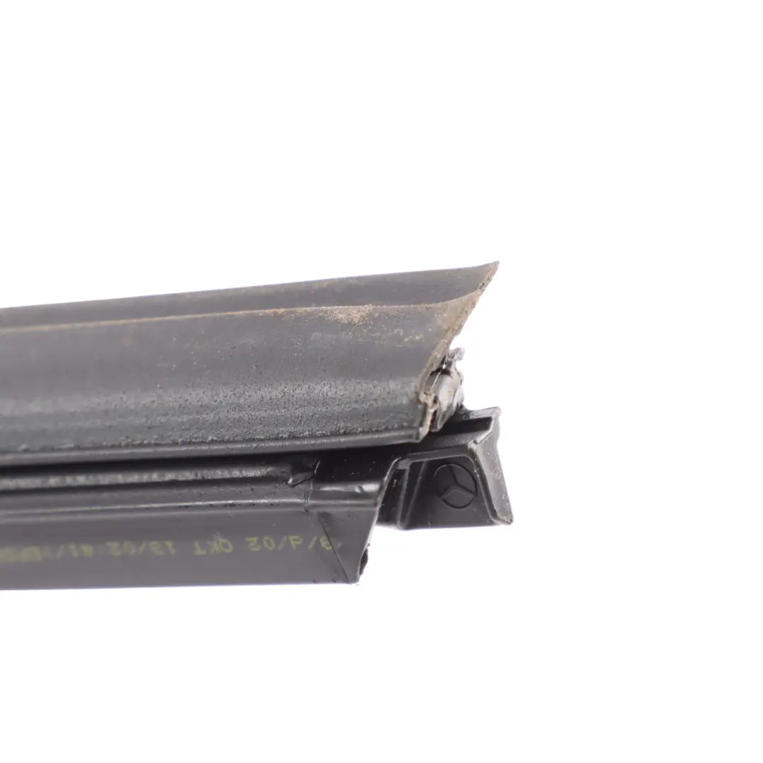 Mercedes ML W166 C292 Door Window Inner Seal Gasket Front Right O/S - SKU A2927250400 - Part number A2927250400