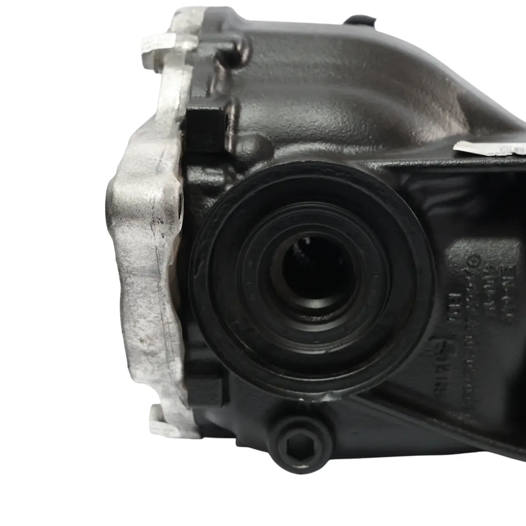 Axle Differential Diff 52:15 Ratio=3,467 WARRANTY to Mercedes W447 Rear with Part number A4473501014 Mercedes W447 Rear Axle Differential Diff 52:15 Ratio=3,467 WARRANTY - SKU A4473501014 - Part number A4473501014