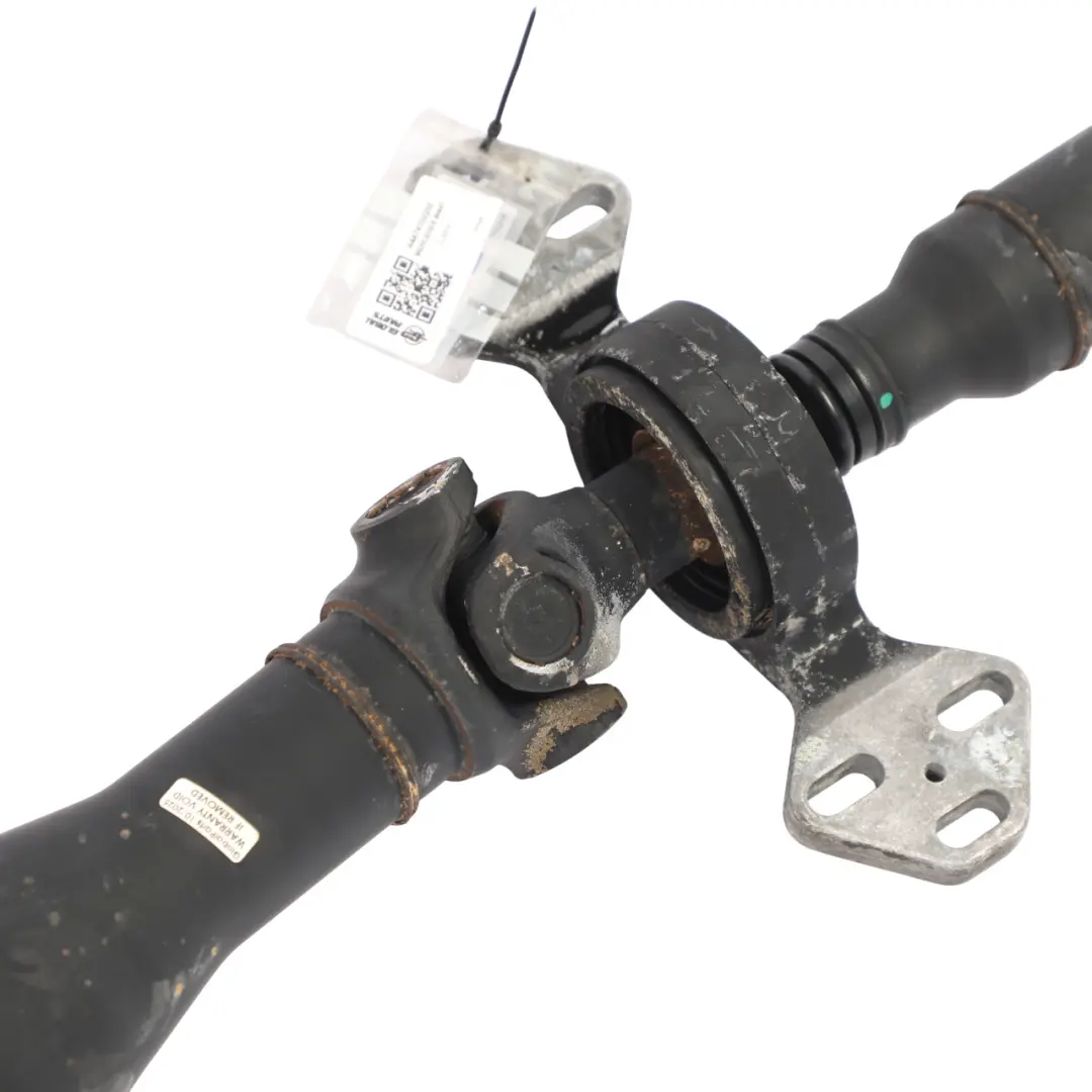 Propshaft Drive Prop Shaft Manual Transmission to Mercedes Vito W447 with Part number A4474100200 Mercedes Vito W447 Propshaft Drive Prop Shaft Manual Transmission - SKU A4474100200 - Part number A4474100200