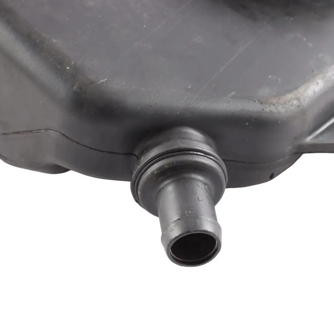 AdBlue SCR Diesel Kraftstofftank Vorratsbehälter für Mercedes Vito W447 mit Teilenummer A4474700115 Mercedes Vito W447 AdBlue SCR Diesel Kraftstofftank Vorratsbehälter - SKU A4474700115 - Teilenummer A4474700115