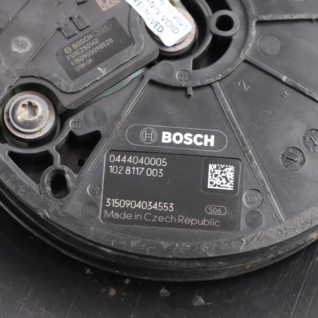 AdBlue SCR Diesel Kraftstofftank Vorratsbehälter für Mercedes Vito W447 mit Teilenummer A4474700115 Mercedes Vito W447 AdBlue SCR Diesel Kraftstofftank Vorratsbehälter - SKU A4474700115 - Teilenummer A4474700115