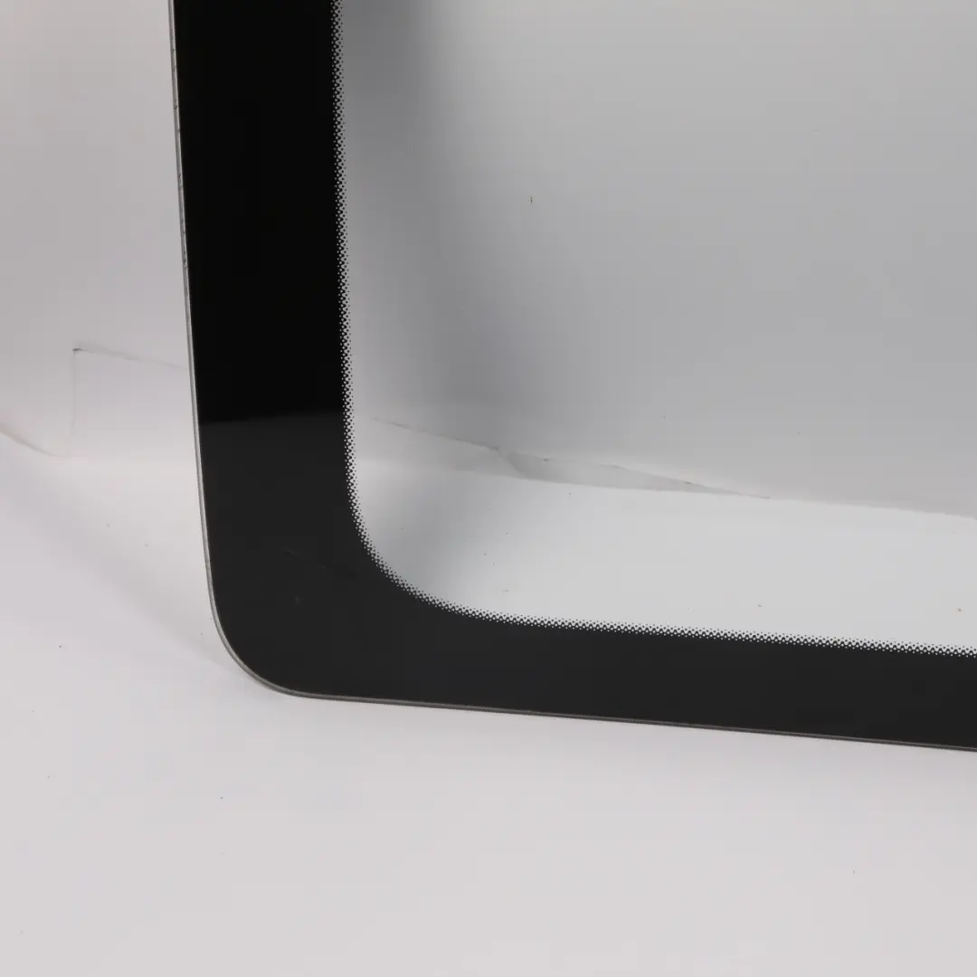 Side Window Left N/S Sliding Door Glass Green AS2 to Mercedes Vito W447 with Part number A4477350009 Mercedes Vito W447 Side Window Left N/S Sliding Door Glass Green AS2 - SKU A4477350009 - Part number A4477350009