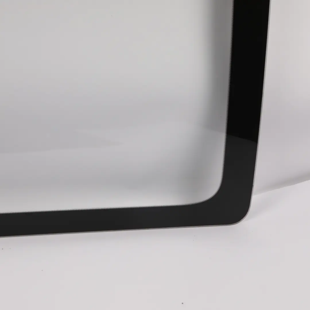 Side Window Right O/S Sliding Door Glass AS2 to Mercedes Vito W447 with Part number A4477350109 Mercedes Vito W447 Side Window Right O/S Sliding Door Glass AS2 - SKU A4477350109 - Part number A4477350109