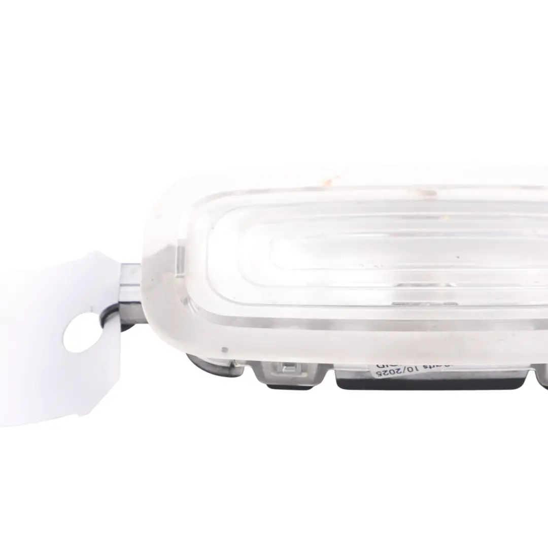 W907 W910 Lampada Cortesia La Luce Interna Padiglione per Mercedes W447 con numero di parte A4478200339 Mercedes W447 W907 W910 Lampada Cortesia La Luce Interna Padiglione - SKU A4478200339 - Numero di parte A4478200339