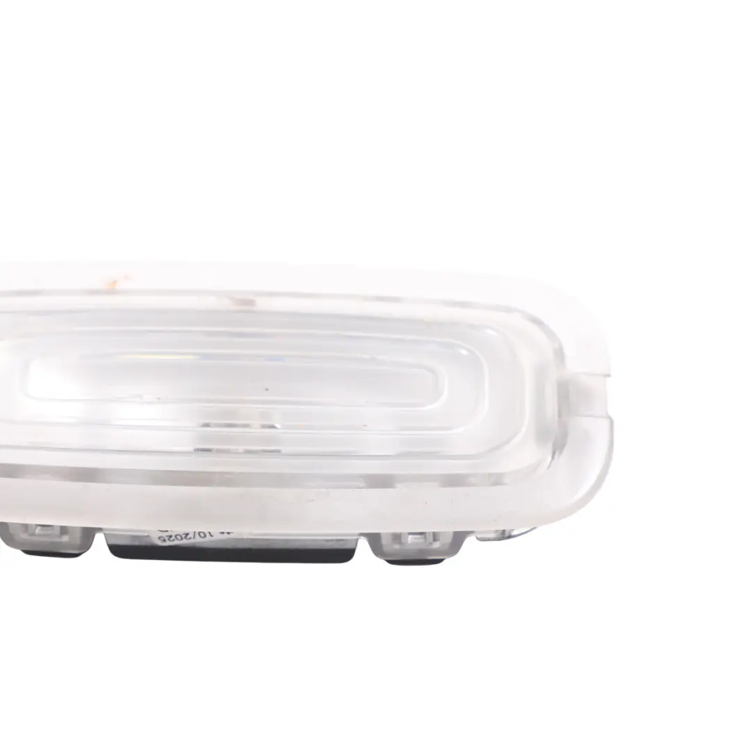W907 W910 Lampada Cortesia La Luce Interna Padiglione per Mercedes W447 con numero di parte A4478200339 Mercedes W447 W907 W910 Lampada Cortesia La Luce Interna Padiglione - SKU A4478200339 - Numero di parte A4478200339
