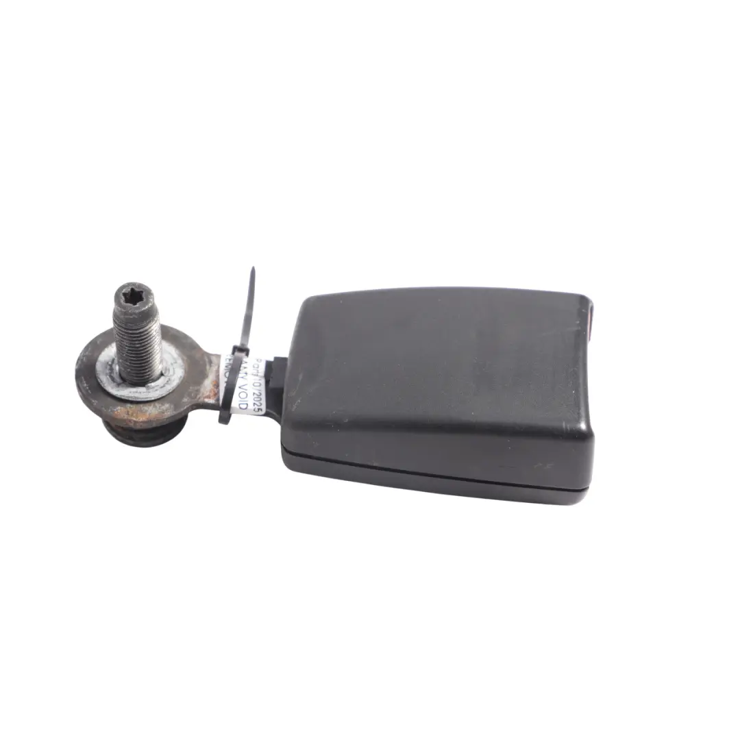 Centro delantero cinturón de seguridad hebilla clip para Mercedes W447 con número de pieza A4478602969 Mercedes W447 Centro delantero cinturón de seguridad hebilla clip - SKU A4478602969 - Número de pieza A4478602969