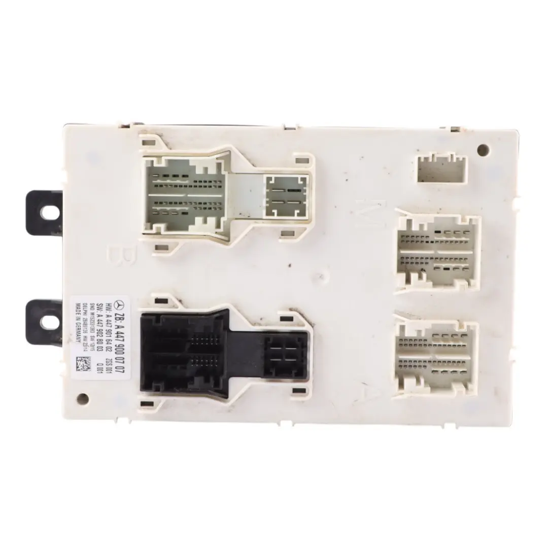 Fuse Box Relay Control Unit Module to Mercedes Vito W447 with Part number A4479000707 Mercedes Vito W447 Fuse Box Relay Control Unit Module - SKU A4479000707 - Part number A4479000707