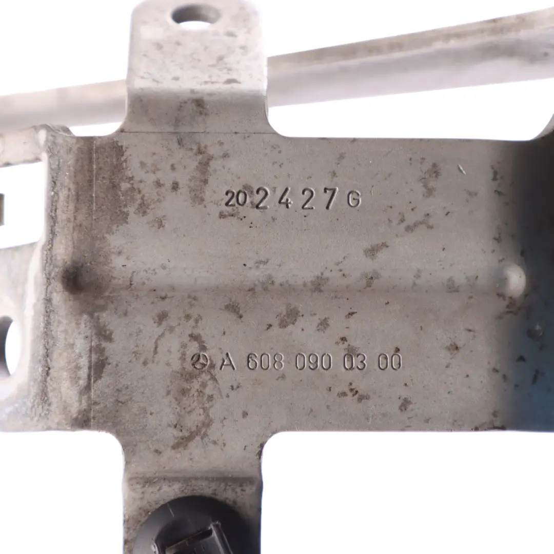 Mercedes X118 W177 W247 Support Pour Boîte De Filtre À Air OM654 - SKU A6080900300 - Numéro de pièce A6080900300