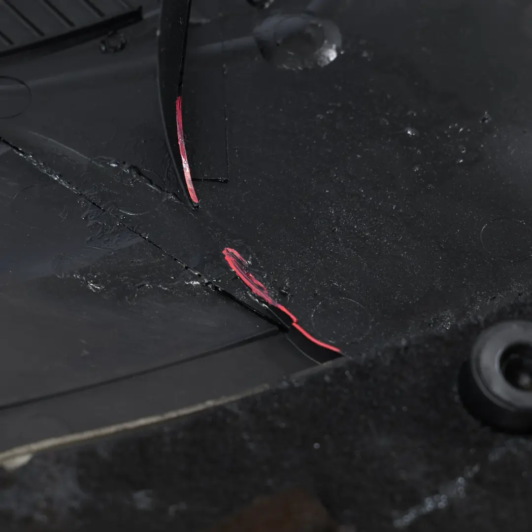 Garniture Acoustique Moteur Diesel OM642 pour Mercedes W164 C209 W211 à propos du numéro de pièce A6420104067 Mercedes W164 C209 W211 Garniture Acoustique Moteur Diesel OM642 - SKU A6420104067-1 - Numéro de pièce A6420104067