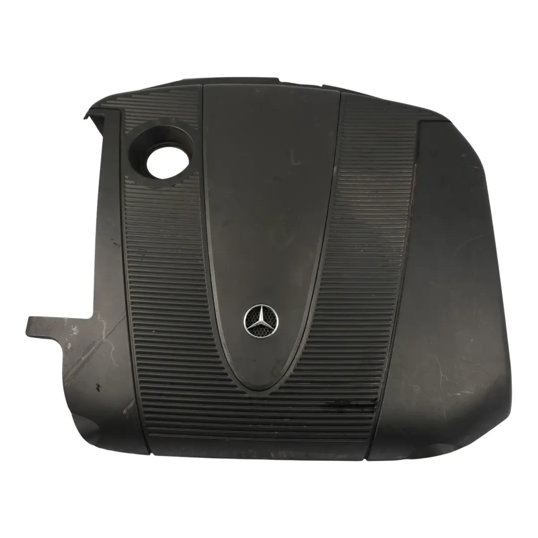 Aislamiento Cubierta Panel OM646 Diesel para Mercedes W203 W209 Motor con número de pieza A6460102367 Mercedes W203 W209 Motor Aislamiento Cubierta Panel OM646 Diesel - SKU A6460102367-2 - Número de pieza A6460102367