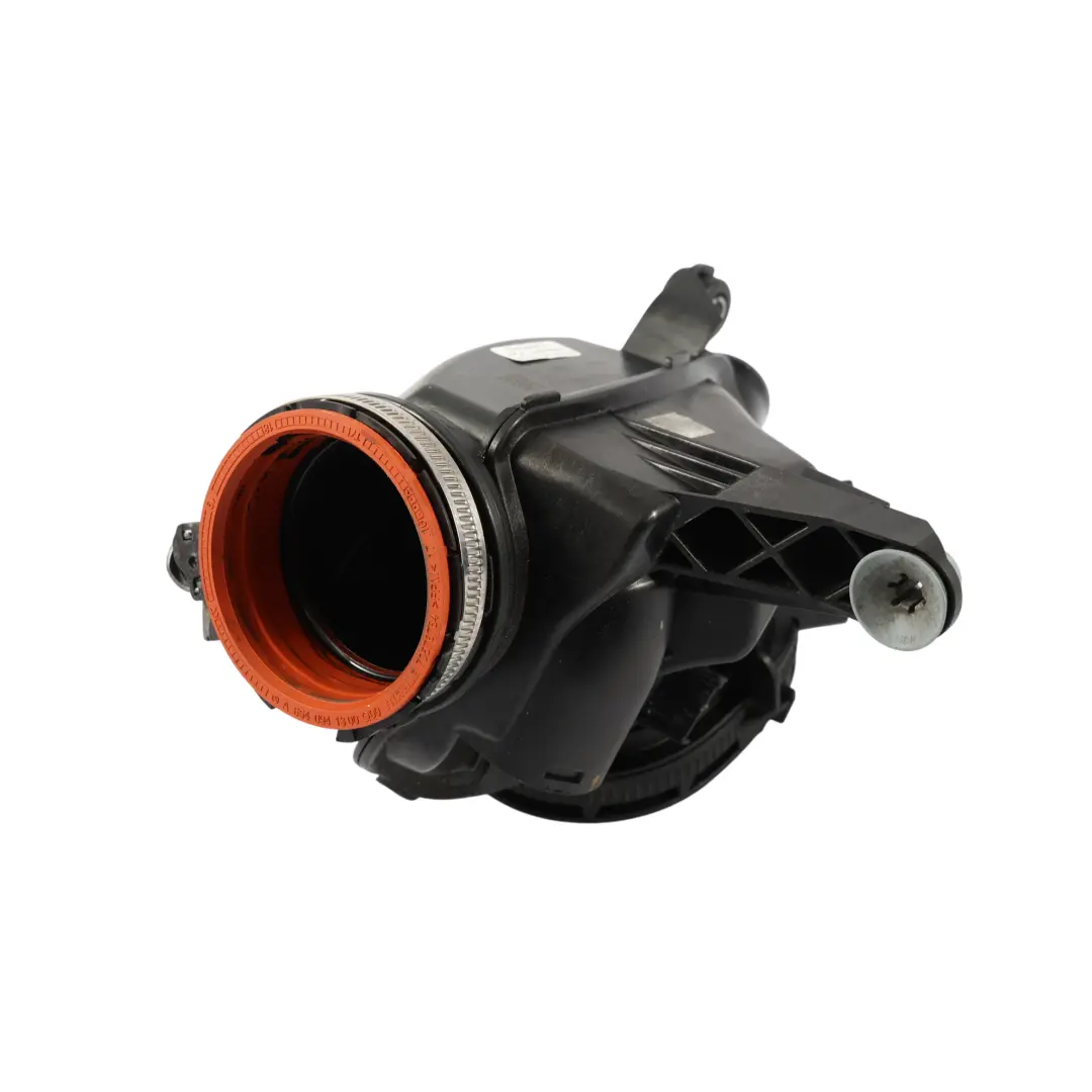 E220 Luftansaugrohr Schlauch Resonator Box Diesel für Mercedes W213 mit Teilenummer A6540904300 Mercedes W213 E220 Luftansaugrohr Schlauch Resonator Box Diesel - SKU A6540904300 - Teilenummer A6540904300