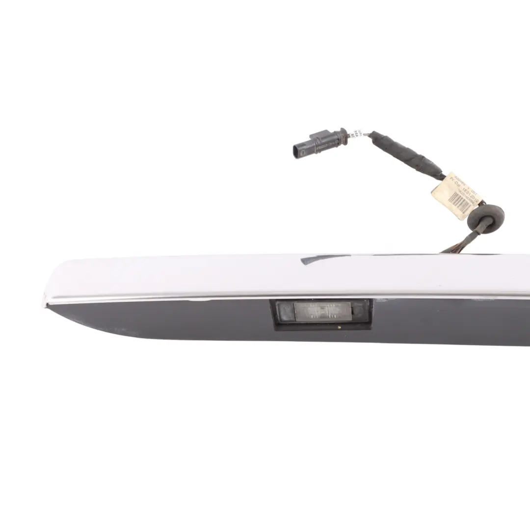 Baule Coprire le finiture Panel Portatarga per Mercedes W906 con numero di parte A9067400030 Mercedes W906 Baule Coprire le finiture Panel Portatarga - SKU A9067400030-1 - Numero di parte A9067400030