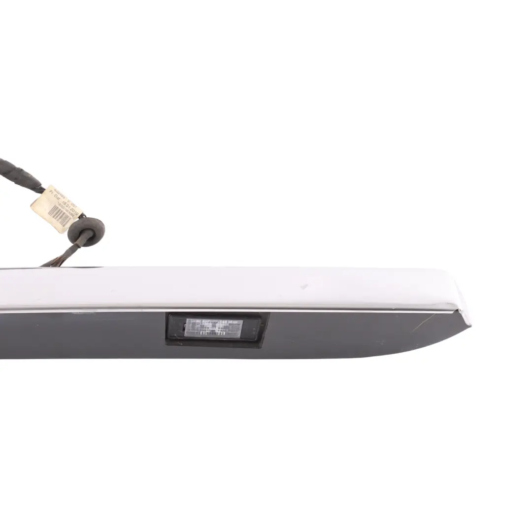 Abdeckung Panel Registrierung Platte Lampe Halter für Mercedes W906 mit Teilenummer A9067400030 Mercedes W906 Abdeckung Panel Registrierung Platte Lampe Halter - SKU A9067400030-1 - Teilenummer A9067400030