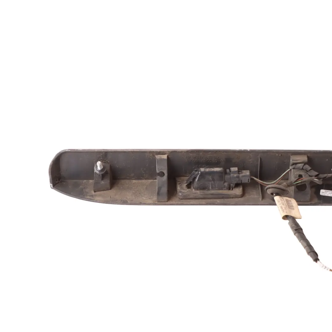 Mercedes W906 Listwa Blenda Tablicy Rejestracyjnej Uchwyt - SKU A9067400030-1 - Numer Części A9067400030