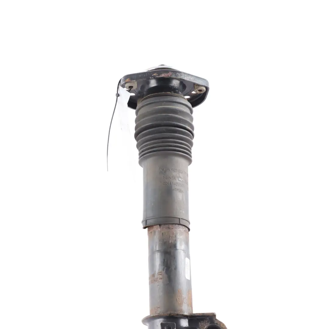 W907 Federbein Vorne Links Rechts Stoßdämpfer für Mercedes mit Teilenummer A9073206001 Mercedes W907 Federbein Vorne Links Rechts Stoßdämpfer - SKU A9073206001 - Teilenummer A9073206001