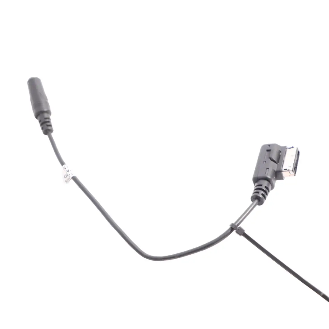 Cavo Di Collegamento Interfaccia Multimediale MI AUX per Mercedes W164 con numero di parte B67824524 Mercedes W164 Cavo Di Collegamento Interfaccia Multimediale MI AUX - SKU B67824524 - Numero di parte B67824524