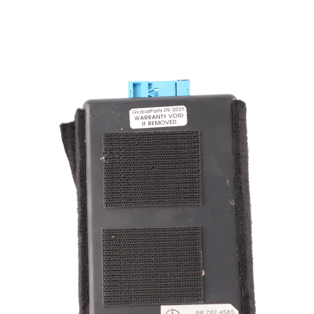 iPod Interface Multimedia Music Connection Module to Mercedes W164 with Part number B67824565 Mercedes W164 iPod Interface Multimedia Music Connection Module - SKU B67824565 - Part number B67824565