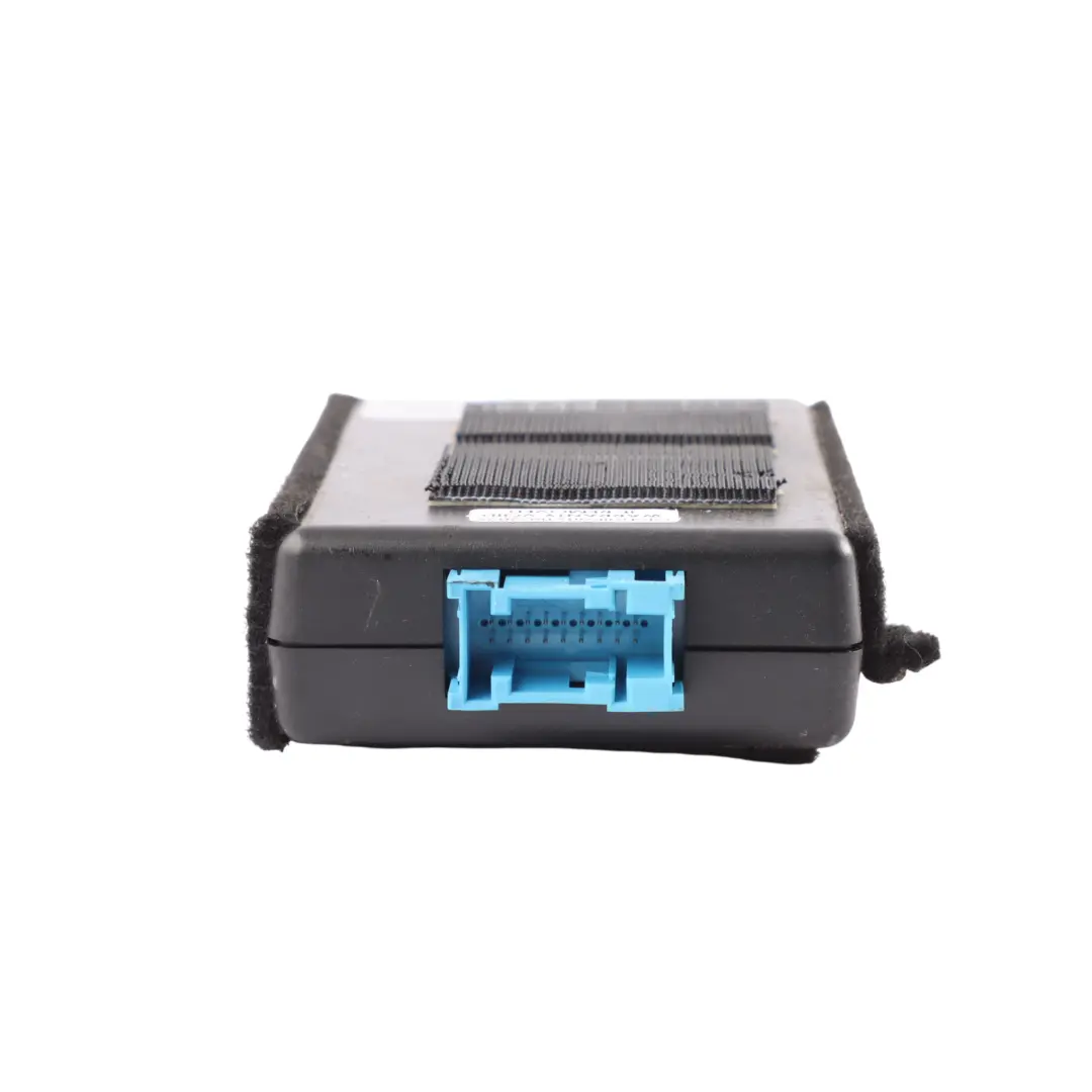 iPod Interface Multimedia Music Connection Module to Mercedes W164 with Part number B67824565 Mercedes W164 iPod Interface Multimedia Music Connection Module - SKU B67824565 - Part number B67824565