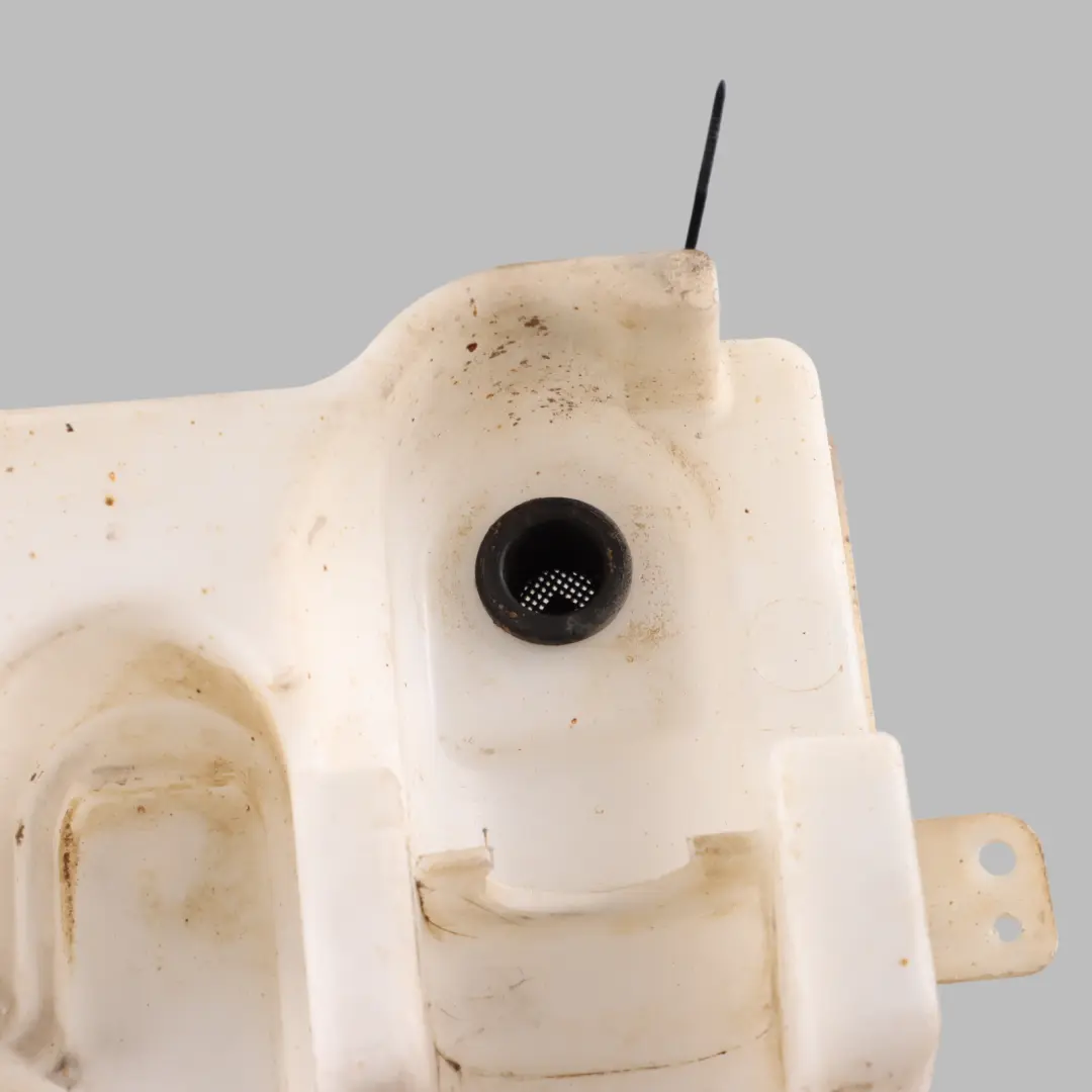 Mk8 Botella Lavaparabrisas Depósito De Fluido para Ford Transit con número de pieza BK21-13K185-A Ford Transit Mk8 Botella Lavaparabrisas Depósito De Fluido - SKU BK21-13K185-A - Número de pieza BK21-13K185-A