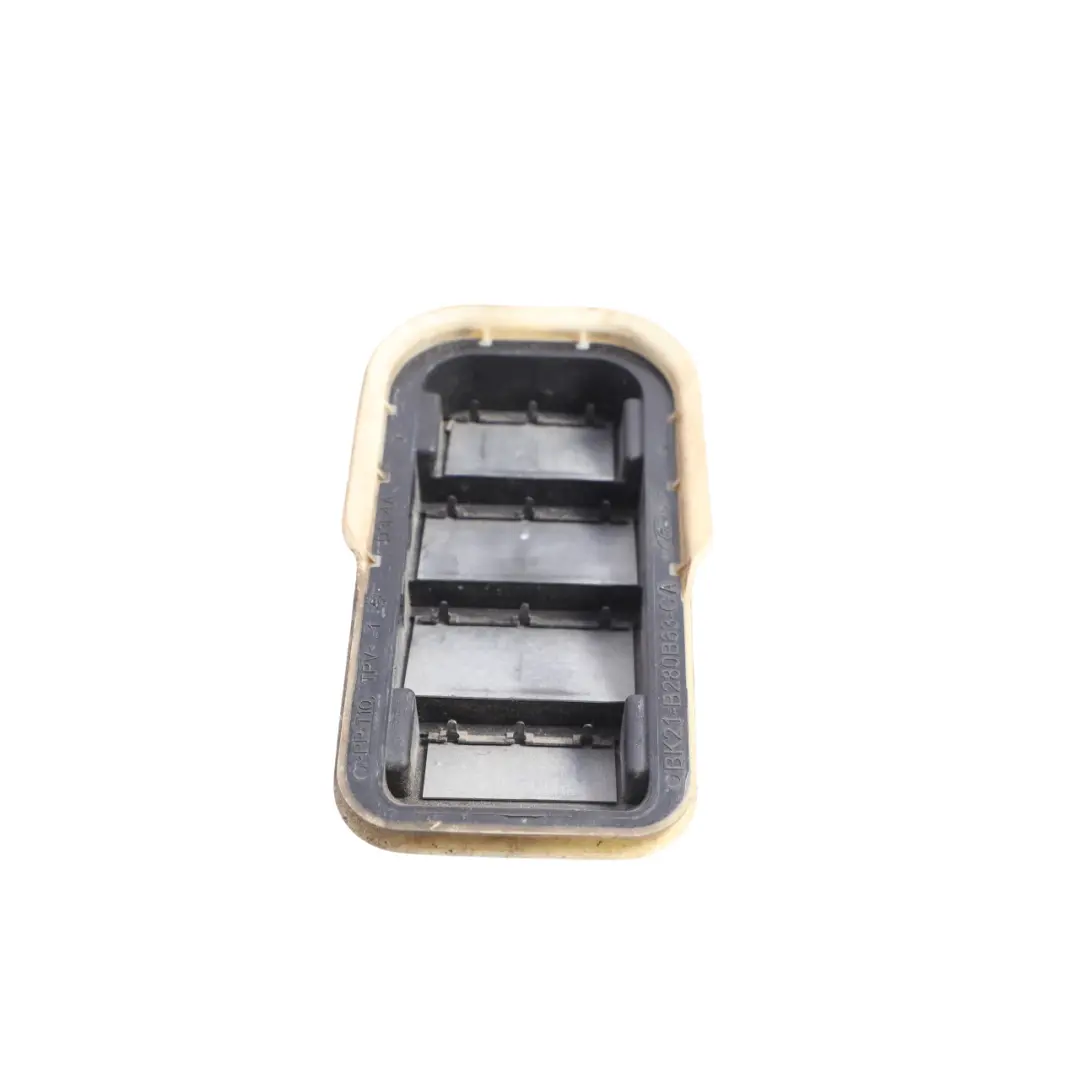 Ford Transit Custom Rear Fresh Air Grille Vent Trim Black - SKU 1771939 - Part number 1771939