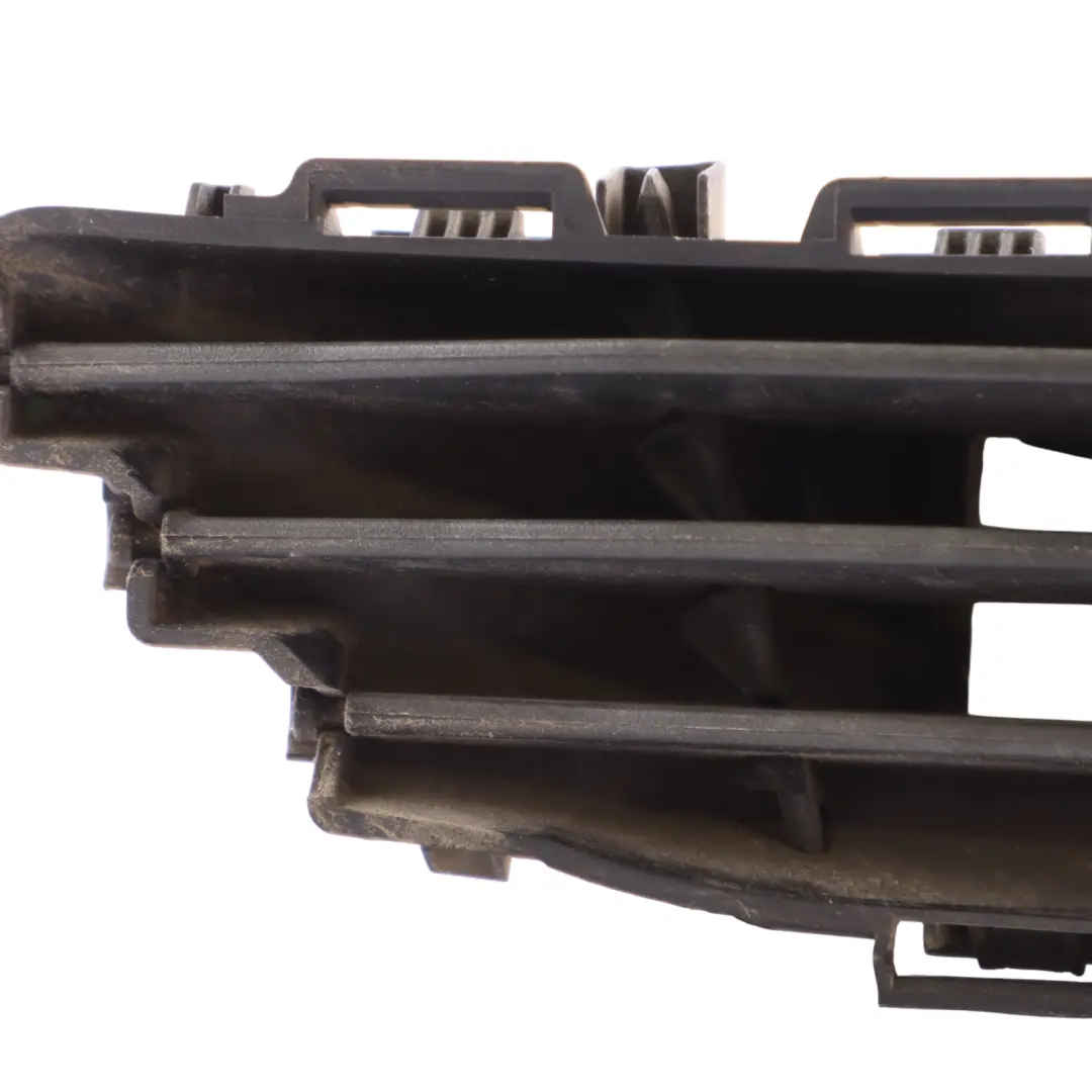 Ford Transit Mk8 Air Vent Dashboard Dash Nozzle Right O/S - SKU BK31-V018B08-BCW - Part number BK31-V018B08-BCW