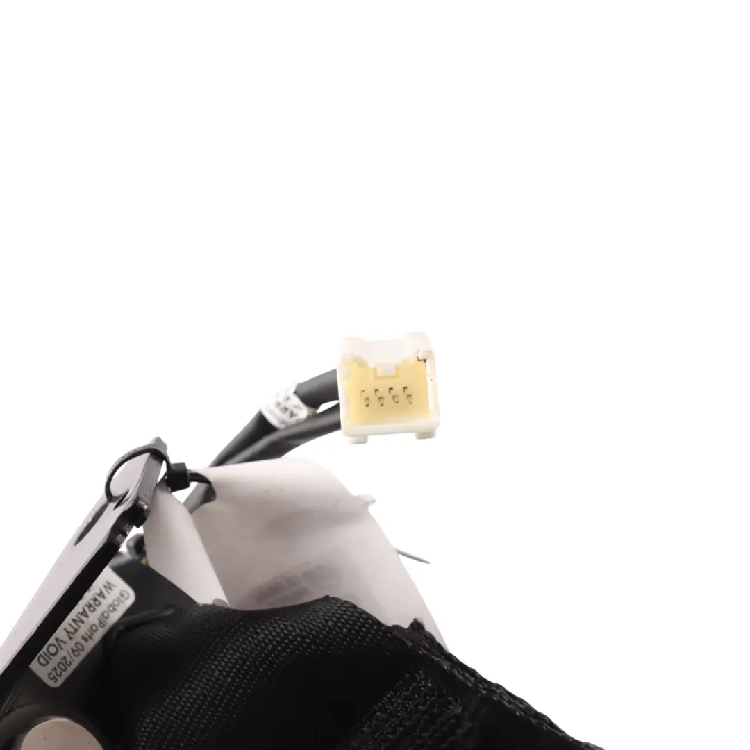 Mk3 GJ Centre Middle Double Twin Seat Belt Buckle Black to Mazda 6 with Part number CEG91979 Mazda 6 Mk3 GJ Centre Middle Double Twin Seat Belt Buckle Black - SKU CEG91979 - Part number CEG91979