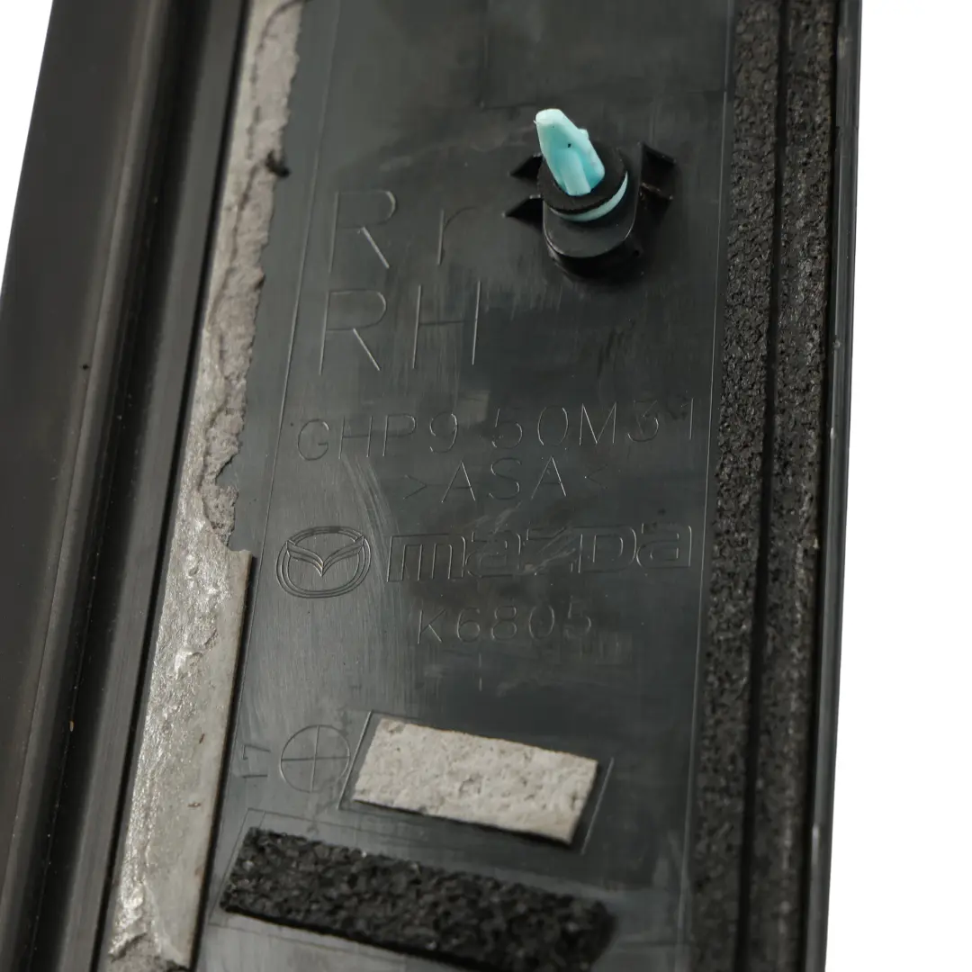 Tapa De Puerta Tira De Recorte Exterior Trasera Derecha para Mazda 6 GJ con número de pieza GHP950M31 Mazda 6 GJ Tapa De Puerta Tira De Recorte Exterior Trasera Derecha - SKU GHP950M31 - Número de pieza GHP950M31