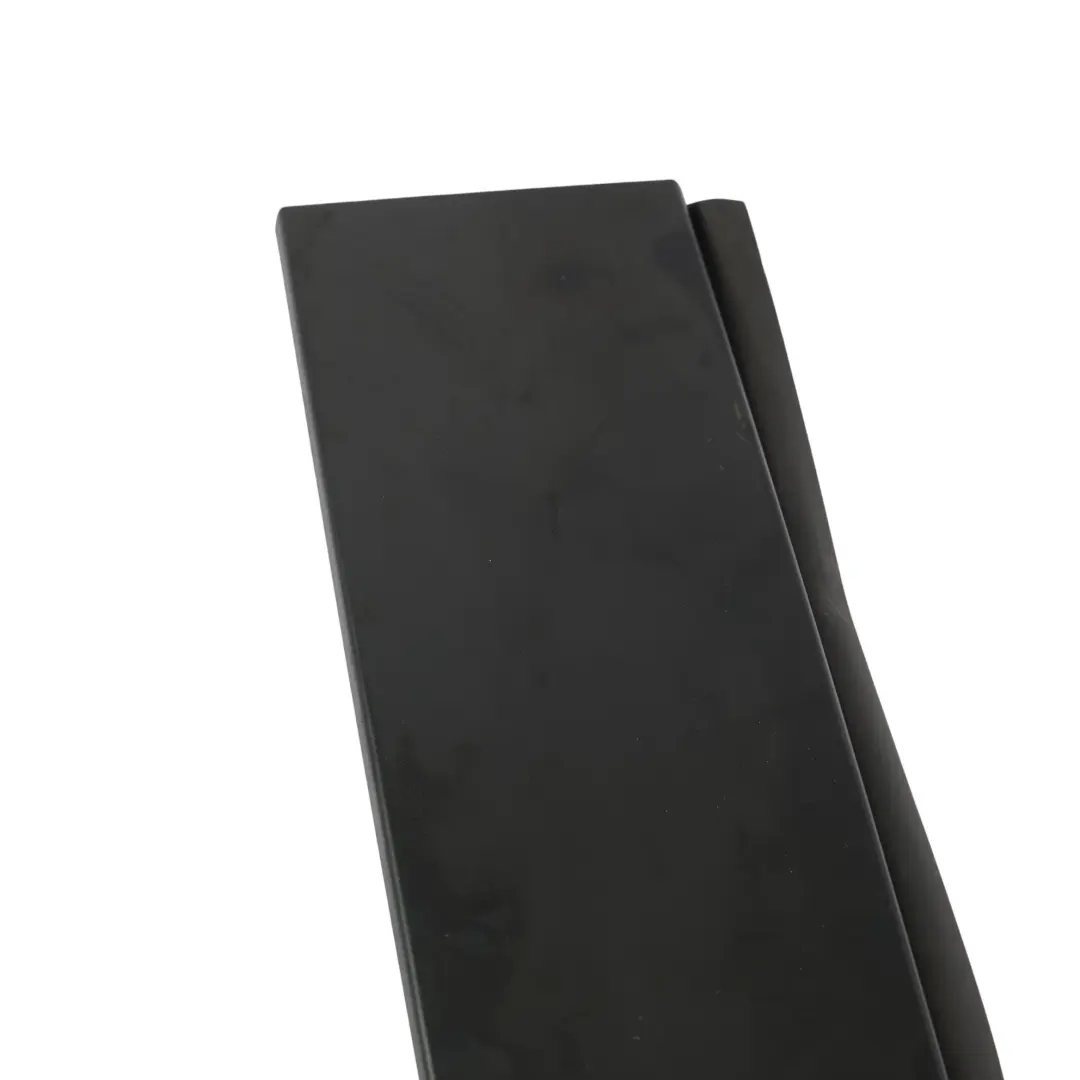 Tapa De Puerta Tira De Recorte Exterior Trasera Derecha para Mazda 6 GJ con número de pieza GHP950M31 Mazda 6 GJ Tapa De Puerta Tira De Recorte Exterior Trasera Derecha - SKU GHP950M31 - Número de pieza GHP950M31