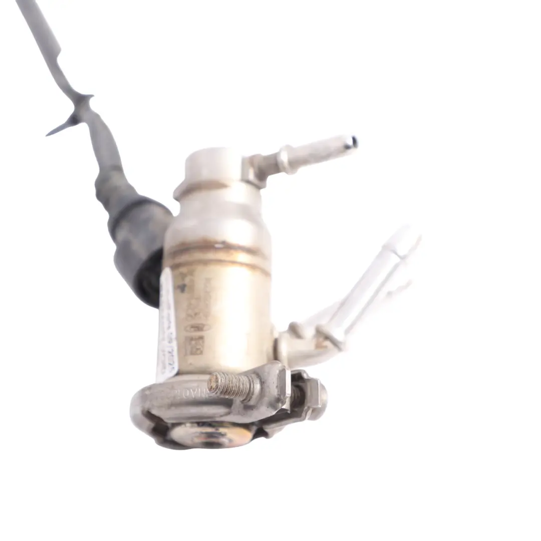 AdBlue Injector Nozzle Diesel to Ford Transit Custom with Part number GK21-5J281-AE Ford Transit Custom AdBlue Injector Nozzle Diesel - SKU 2040944 - Part number GK21-5J281-AE