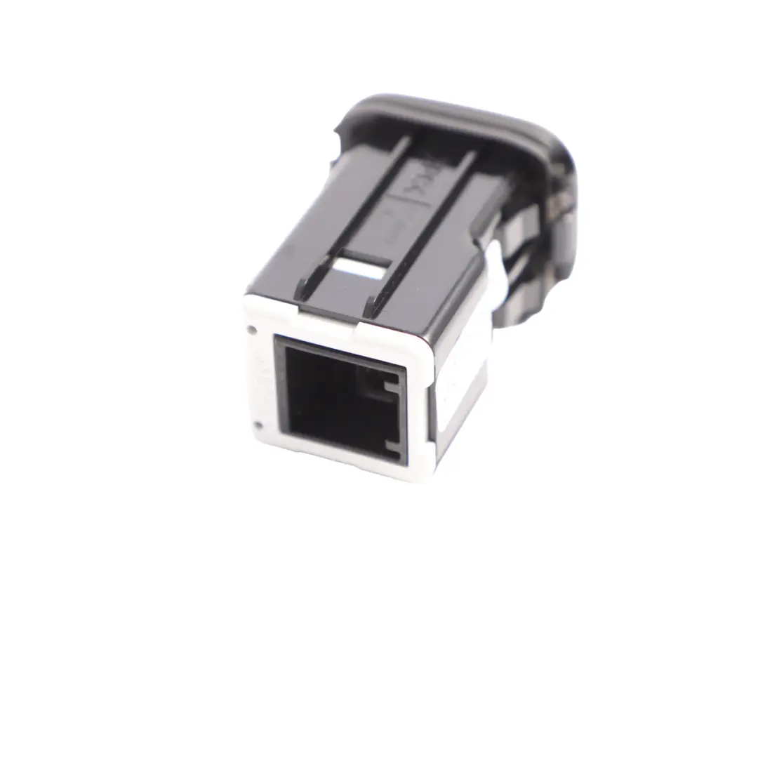  Mazda 6 GJ USB AUX Socket Plug Interface Connection Port Unit - SKU KD45669U0 - Part number KD45669U0