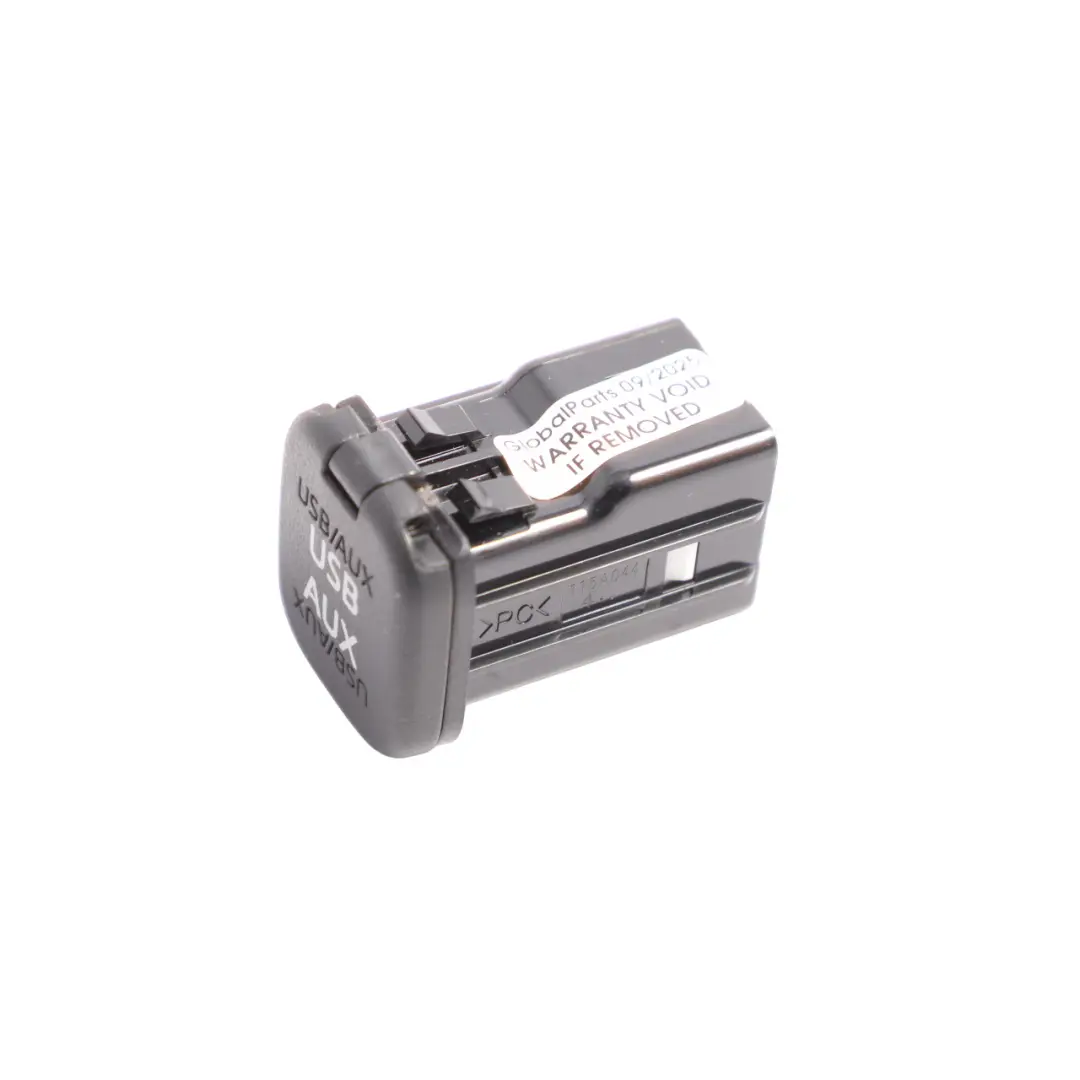  Mazda 6 GJ USB AUX Socket Plug Interface Connection Port Unit - SKU KD45669U0 - Part number KD45669U0