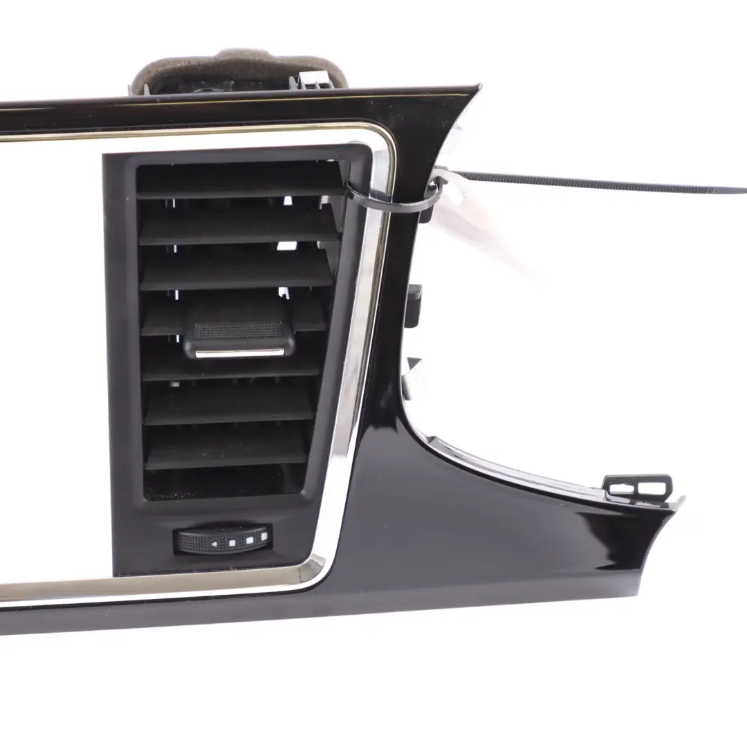 Centre Dashboard Vents Display Surround Trim Cover to Seat Ateca with Part number 577820951 Seat Ateca Centre Dashboard Vents Display Surround Trim Cover - SKU RHD-577820951 - Part number 577820951