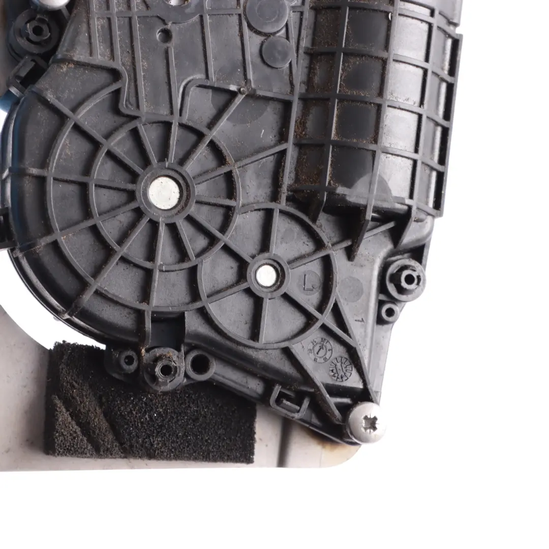 Front Soft Close Automatic System Lock Latch Left N/S to BMW E63 E64 with Part number 7202161 BMW E63 E64 Front Soft Close Automatic System Lock Latch Left N/S - SKU RHD-7202161-1 - Part number 7202161