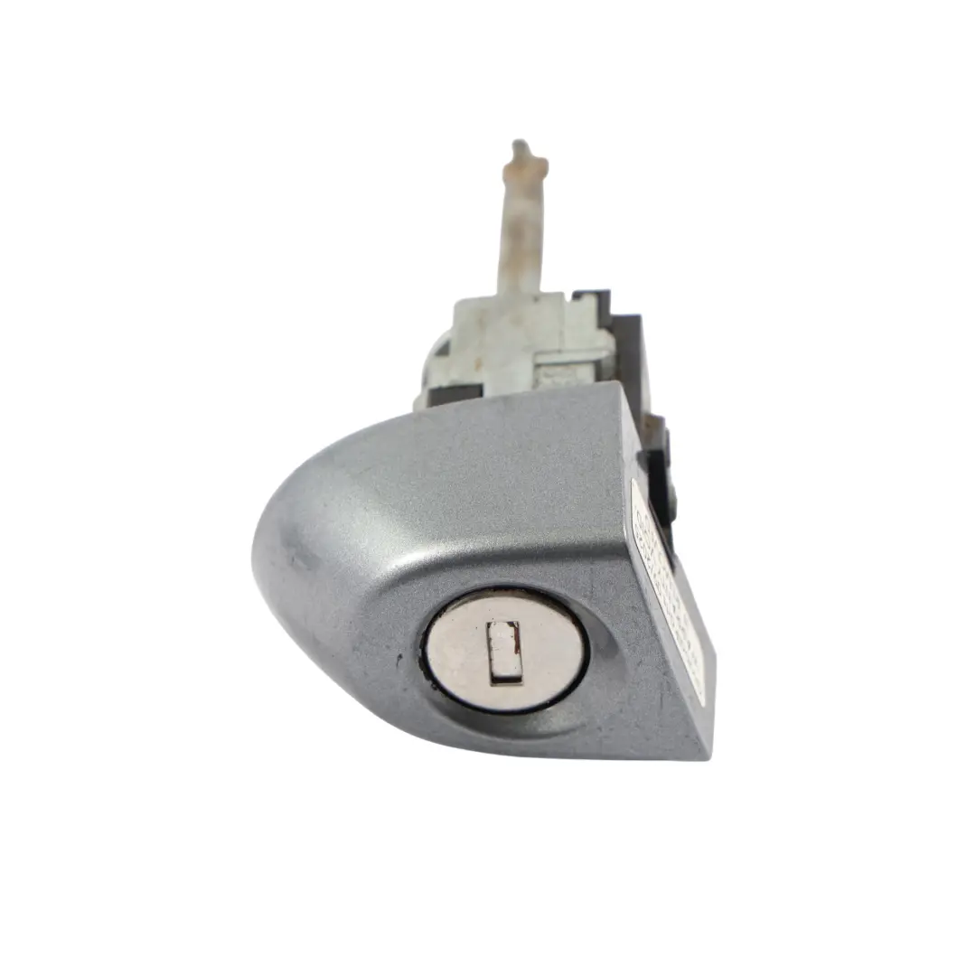 Door Grab Handle Front Right O/S Spacegrau Metallic - A52 to BMW X5 E70 F20 F30 with Part number 7207562 BMW X5 E70 F20 F30 Door Grab Handle Front Right O/S Spacegrau Metallic - A52 - SKU RHD-7207562-SCG - Part number 7207562