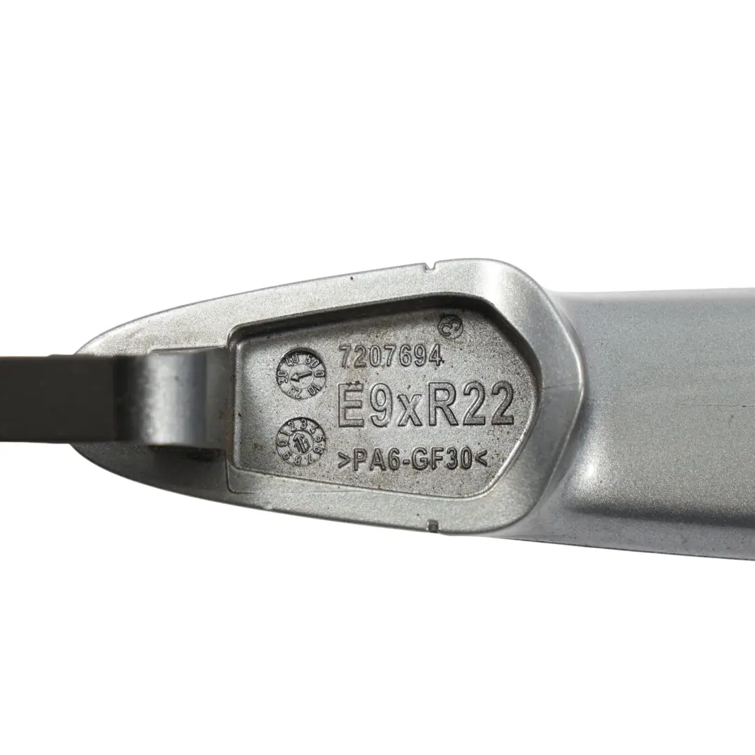 Door Grab Handle Front Right O/S Spacegrau Metallic - A52 to BMW X5 E70 F20 F30 with Part number 7207562 BMW X5 E70 F20 F30 Door Grab Handle Front Right O/S Spacegrau Metallic - A52 - SKU RHD-7207562-SCG - Part number 7207562