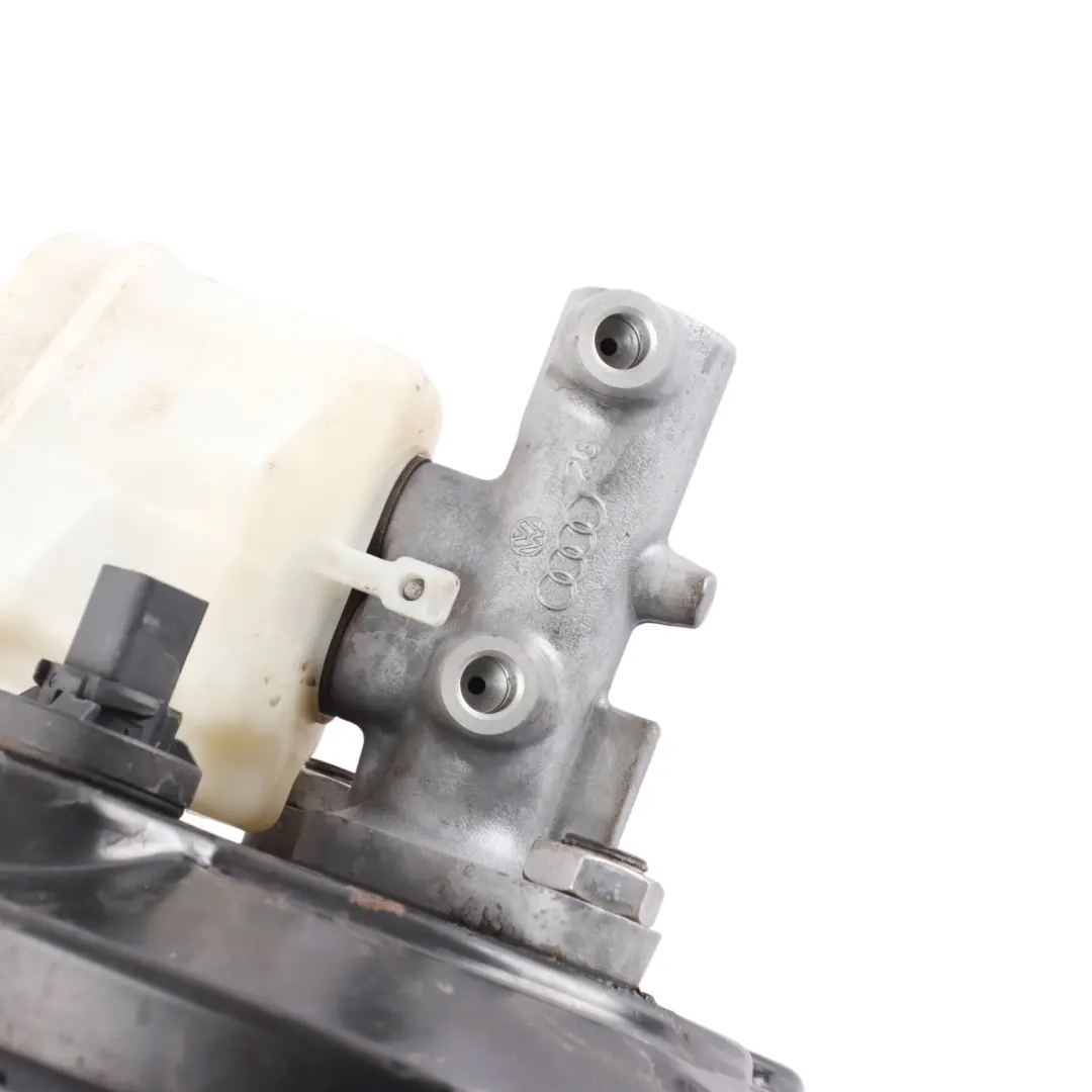 Brake Servo Booster Master Cylinder Unit to Audi Q7 4L with Part number 7L8612101J Audi Q7 4L Brake Servo Booster Master Cylinder Unit - SKU RHD-7L8612101J - Part number 7L8612101J